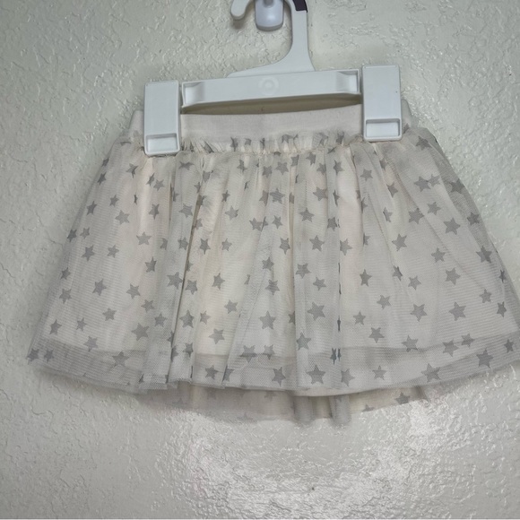 JUMPING BEANS NWT Girls Size 2T White with Silver Stars Tulle Skirt with Shorts - Picture 3 of 10